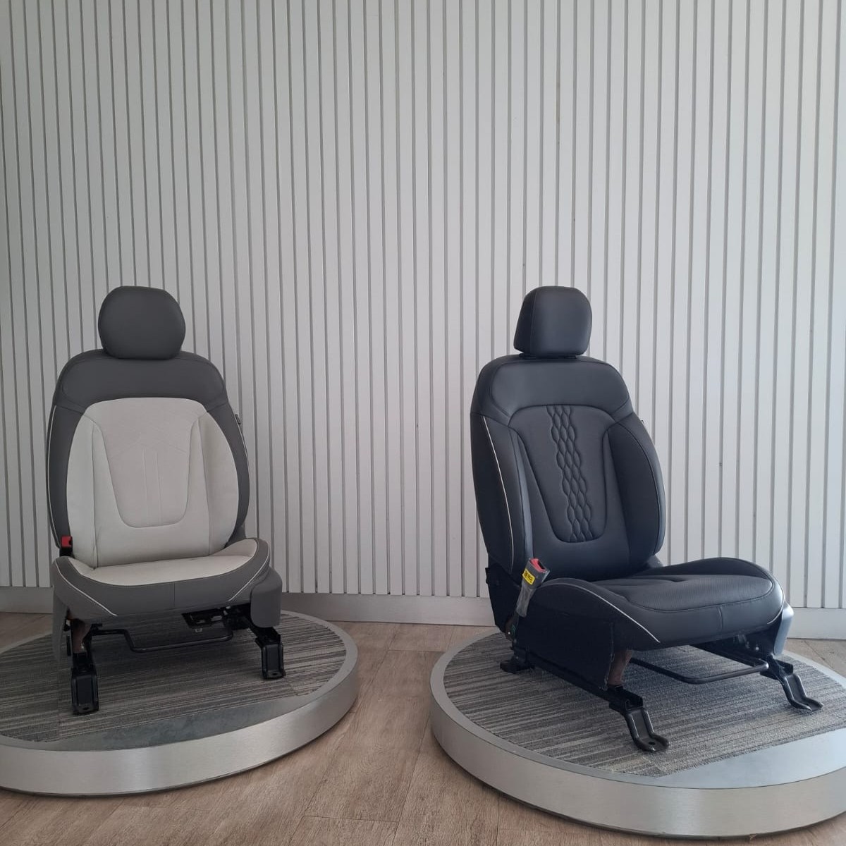 AUTOMOTIVE SEAT COVER